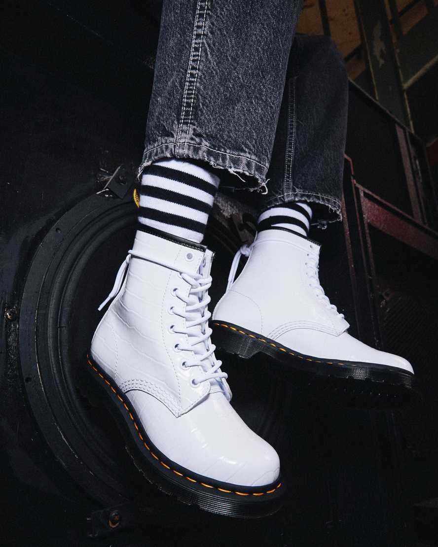 Dr Martens 1460 Patent Croc Emboss Leather Women Patent Boots White | 76DNLVKHP