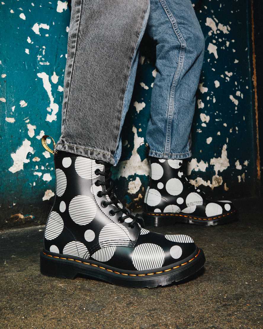 Dr Martens 1460 Polka Dot Smooth Leather Women Lace Up Boots Black | 26CTZMSNE