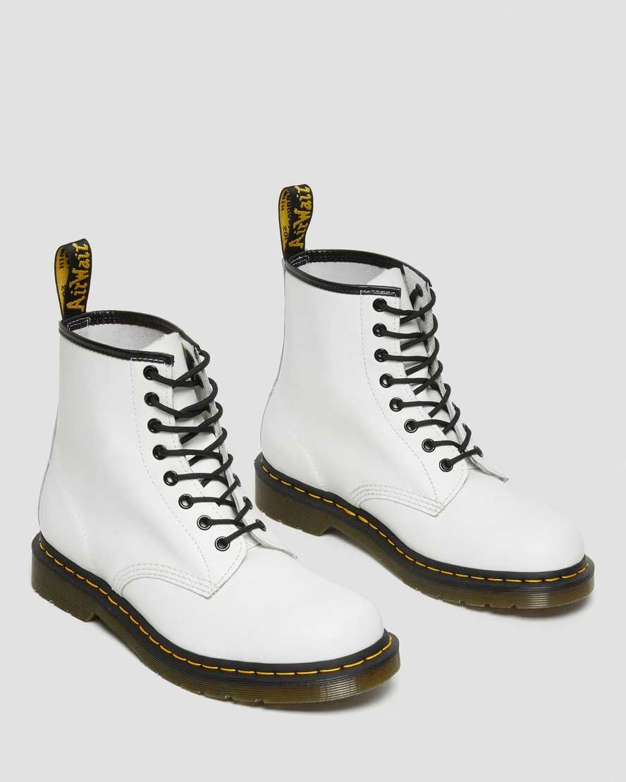 Dr Martens 1460 Smooth Leather Women Lace Up Boots White | 48UKEMRHD