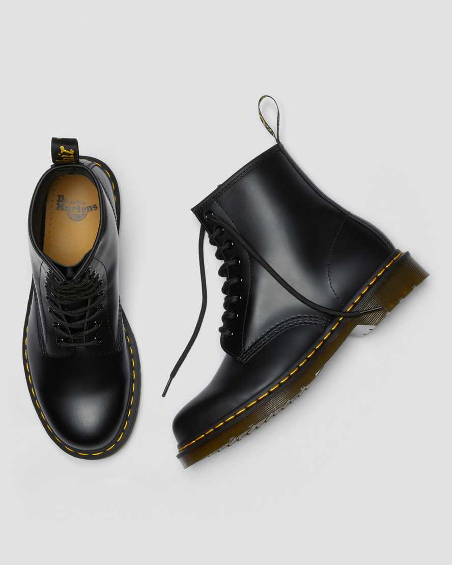 Dr Martens 1460 Smooth Leather Women Lace Up Boots Black | 93TYRWAQJ