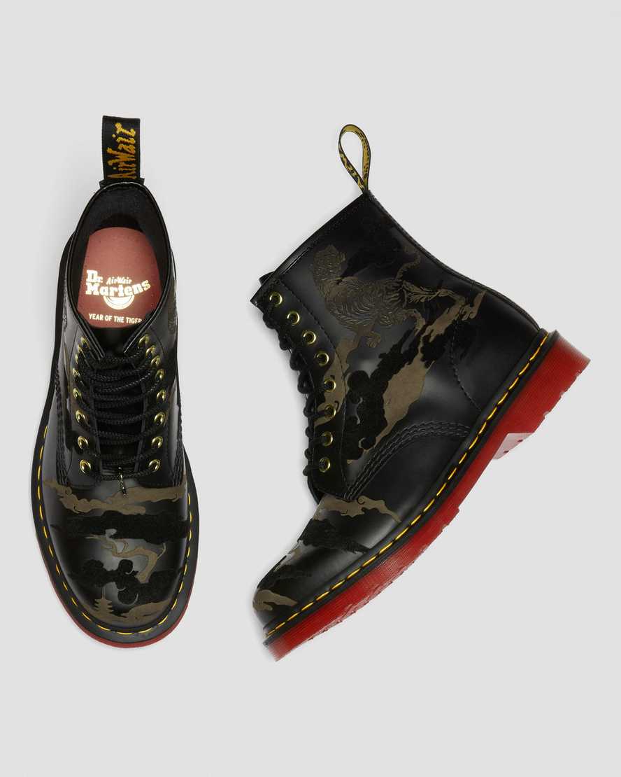 Dr Martens 1460 Year of The Tiger Leather Men Ankle Boots Black | 91JCNXGFL