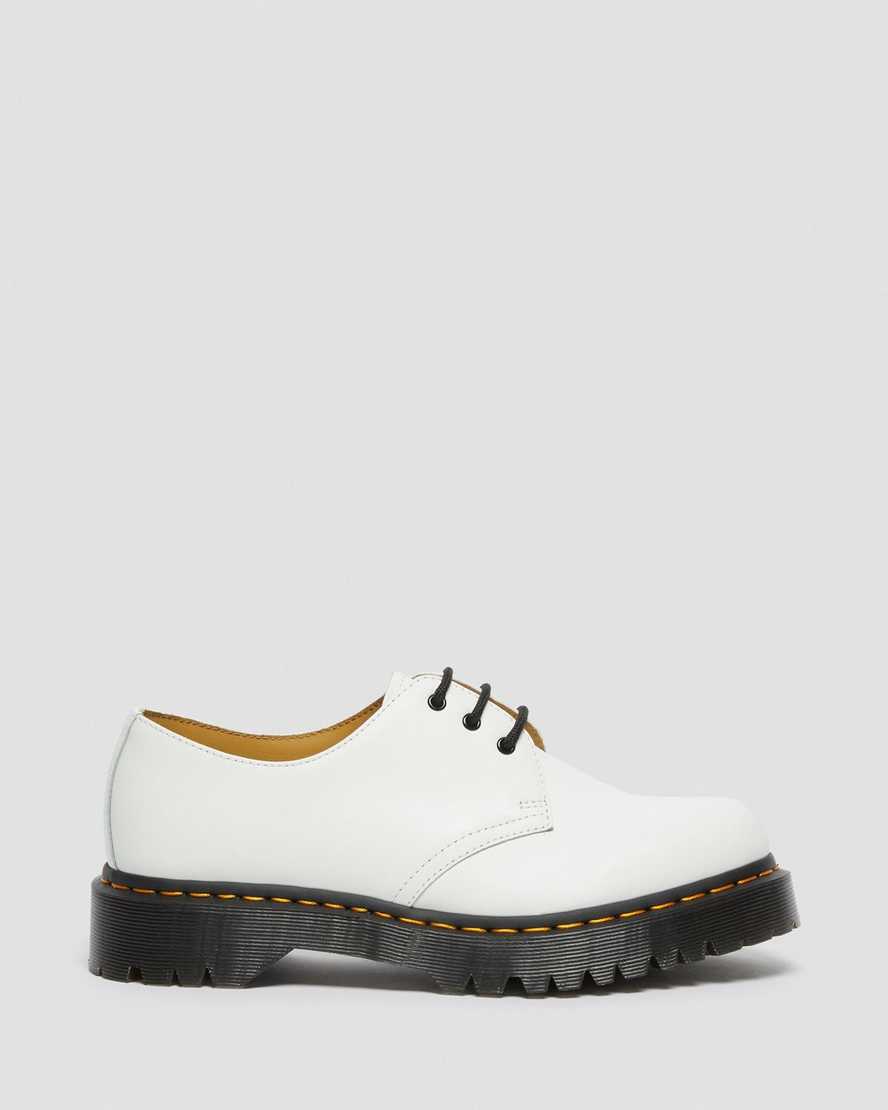 Dr Martens 1461 Bex Smooth Leather Men Oxfords Shoes White | 76VSBMWAR