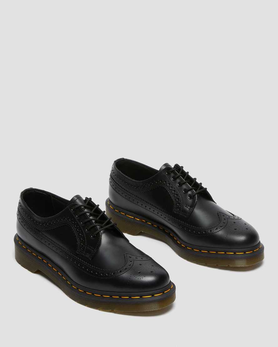 Dr Martens 3989 Yellow Stitch Smooth Leather Women Brogues Black | 53JPSBRVC